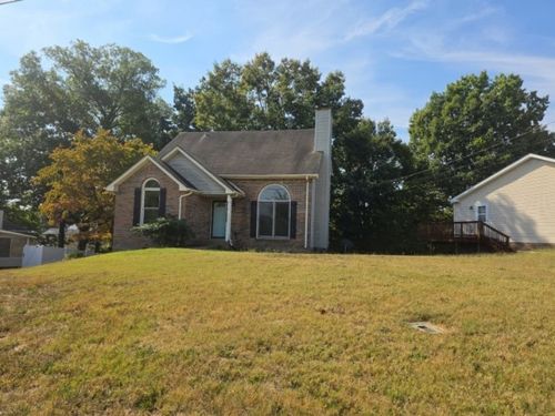 2020 Windmeade Dr, Clarksville, TN, 37042-8227 | Card Image