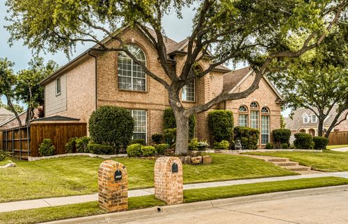 11776 Creek Point Dr, Frisco, TX, 75035-8282 | Card Image