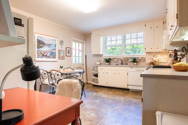 Kitchen also Opens to Side Patio | Image 30