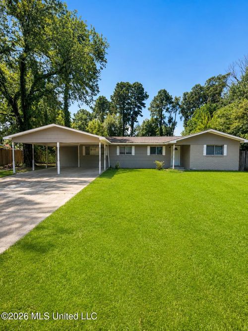 127 Imperial Dr, Jackson, MS, 39211-4311 | Card Image
