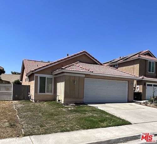 13966 Green Vista Dr, Fontana, CA, 92337 | Card Image