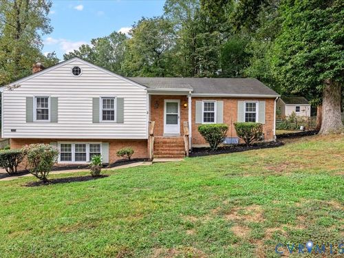 9109 Harmad Dr, North Chesterfield, VA, 23235-4033 | Card Image