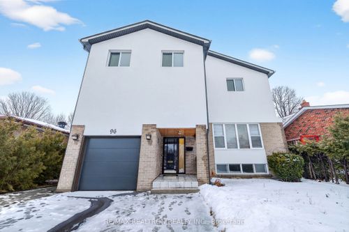 96 Invergordon Ave, Scarborough, ON, M1S2Z2 | Card Image