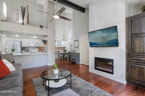 78-2100 W Lemon Tree Pl, Chandler, AZ, 85224-2511 | Card Image