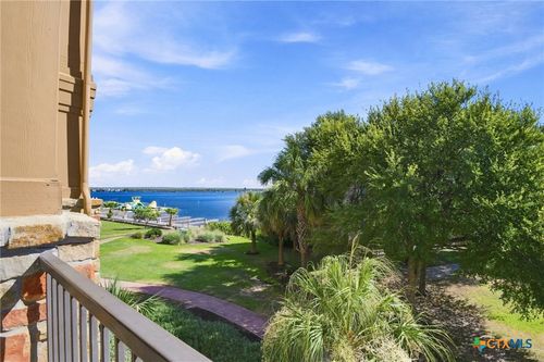 12-96 Island Dr, Horseshoe Bay, TX, 78657-6225 | Card Image