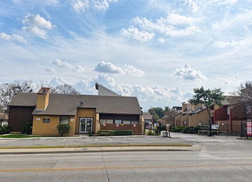 2087-7152 Fair Oaks Ave, Dallas, TX, 75231-6164 | Card Image