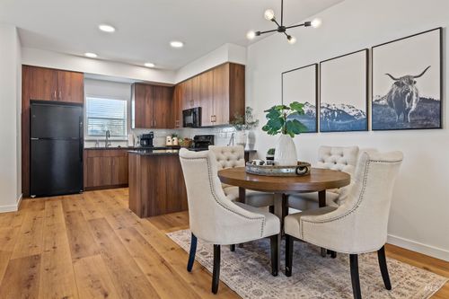 4343 N Waltz Ln, Garden City, ID, 83714-1810 | Card Image