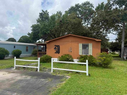 19 Poolside Dr, Murrells Inlet, SC, 29576-5750 | Card Image