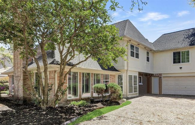 Double wide driveway | Image 42