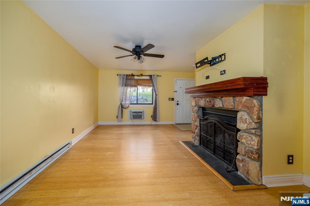Residential in Vernon 5