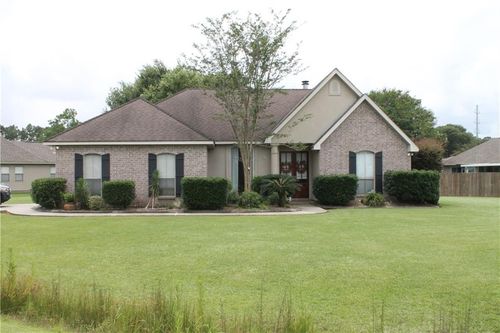 317 Prince Dr, Madisonville, LA, 70447-9247 | Card Image