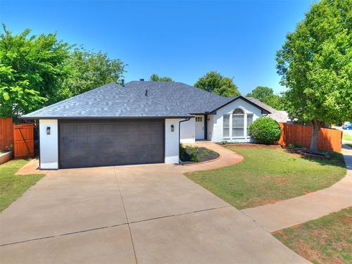 18213 Bur Oak Drive, Edmond, OK, 73012 | Card Image