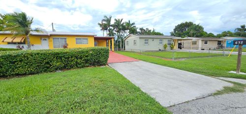 632 Sw 13th St, Belle Glade, FL, 33430-3725 | Card Image