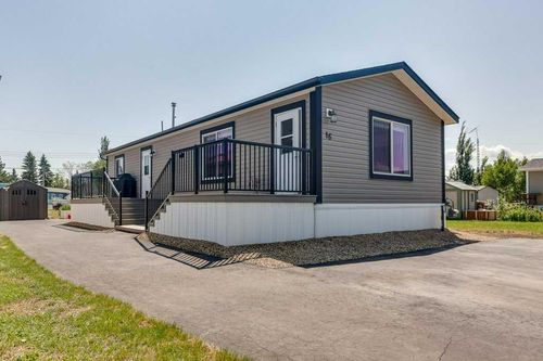 16 Trochu Avenue, Trochu, AB, T0M2C0 | Card Image