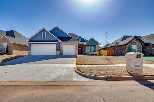 11712 Nw 106th St, Yukon, OK, 73099-3760 | Card Image