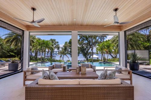 11 N River Road, Sewalls Point, FL, 34996 | Card Image