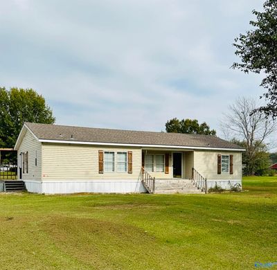 9 James K Drive, House other with 3 bedrooms, 2 bathrooms and null parking in Danville AL | Image 1