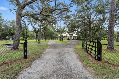 15540 Renee Ln, HUDSON, FL, 34669-1207 | Card Image