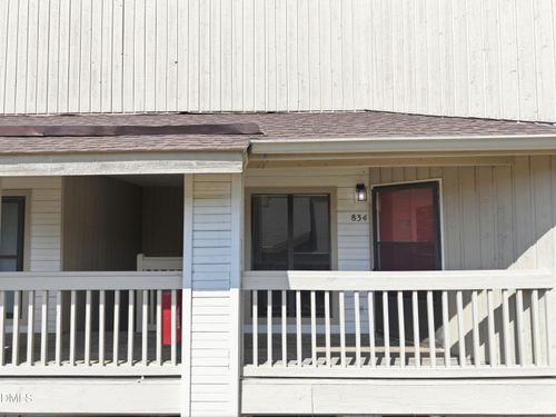 834 New Kent Pl, Cary, NC, 27511-7607 | Card Image