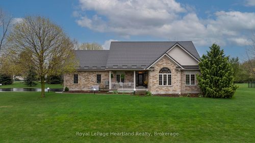 81187 Pfrimmer Rd, Goderich, ON, N7A3Y1 | Card Image