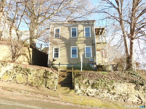 11 Division St, Norwich, CT, 06360-5105 | Card Image