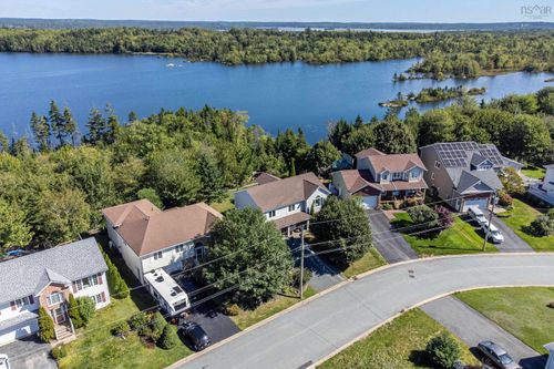 50 Parkedge Crescent, Cole Harbour, NS, B2V2V1 | Card Image