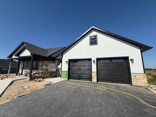 192 Antoine St, Mineral Point, WI, 53565-1001 | Card Image
