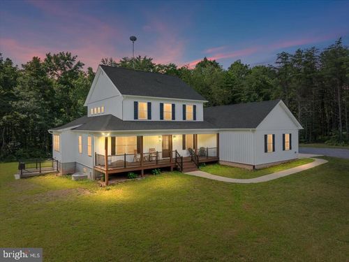 243 Vesper Ln, CROSS JUNCTION, VA, 22625-1765 | Card Image
