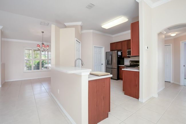 364 Sw Aero Cir, House other with 3 bedrooms, 2 bathrooms and null parking in Port St. Lucie FL | Image 14