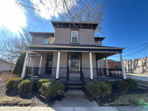 102 Meridian St, Roachdale, IN, 46172-9261 | Card Image