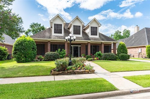 2603 Piney Woods Dr, Pearland, TX, 77581-5873 | Card Image