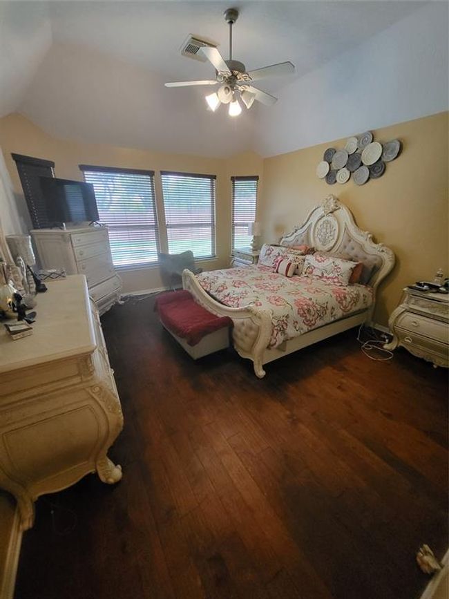 2101 Cambridge Bay Dr, House other with 5 bedrooms, 4 bathrooms and 3 parking in Pearland TX | Image 11