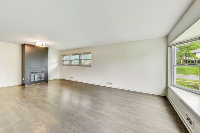 1606 Paula Ave, House other with 3 bedrooms, 2 bathrooms and 2 parking in Wheaton IL | Image 5