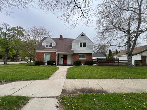 3806 W Hope Ave, Milwaukee, WI, 53216-1735 | Card Image