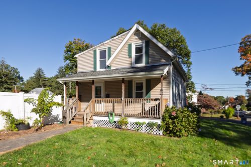 182 N Elm St, Manchester, CT, 06042-3221 | Card Image