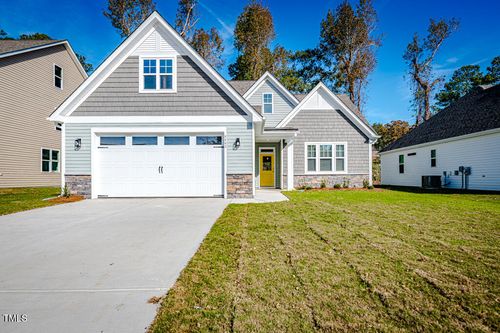 305 Fuquay Varina Pkwy, Fuquay Varina, NC, 27526 | Card Image