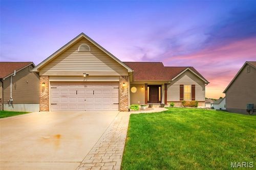 153 Quail Creek Dr, Wright City, MO, 63390-3397 | Card Image