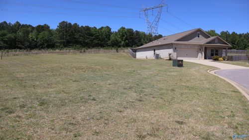 14783 London Ln, Athens, AL, 35613-8582 | Card Image