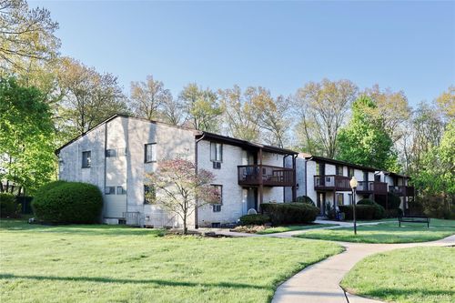 f7-5 Secora Rd, Monsey, NY, 10952-3764 | Card Image