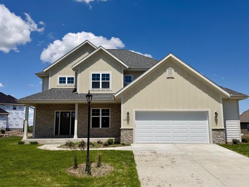 N54W19428 Kearney Lane, Menomonee Falls, WI, 53051 | Card Image