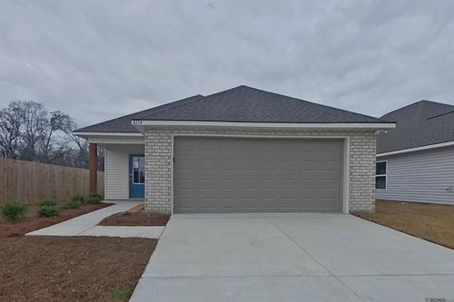 8134 Hendrick Dr, Baton Rouge, LA, 70817-5743 | Card Image