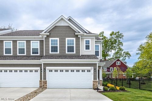 1616 Merlot Ln, Westlake, OH, 44145-2167 | Card Image