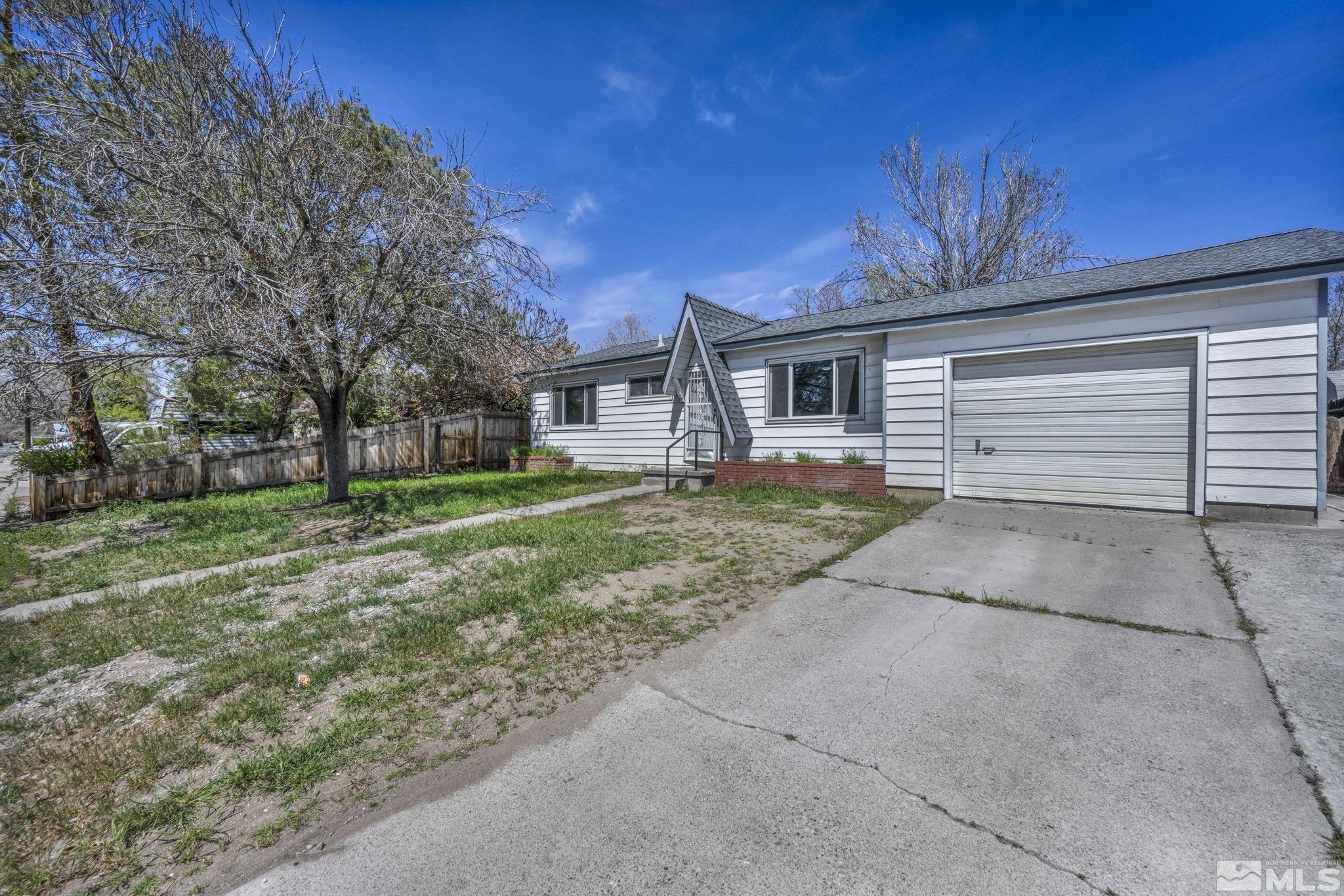 230 York Way, For Sale in Sparks Zoocasa