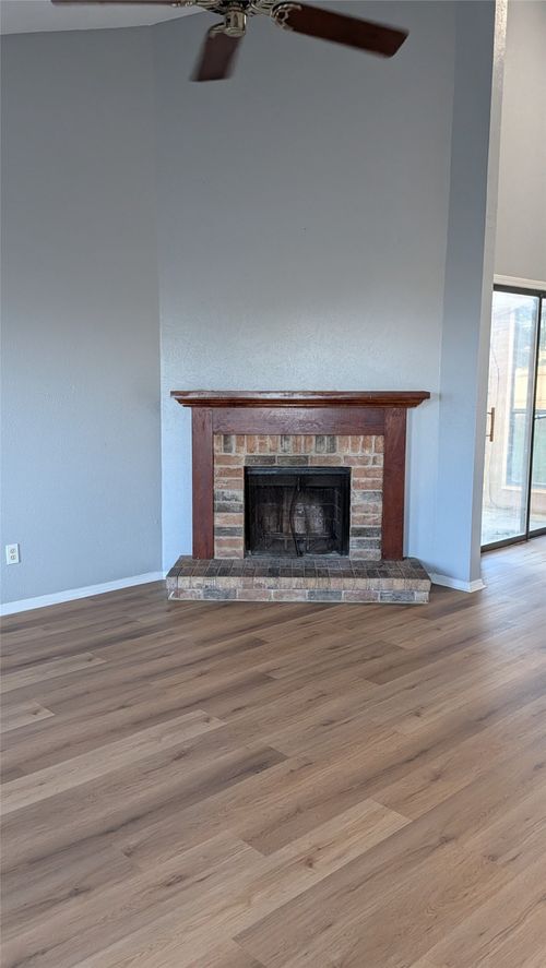 450 E Belt Line Rd, Cedar Hill, TX, 75104-2207 | Card Image