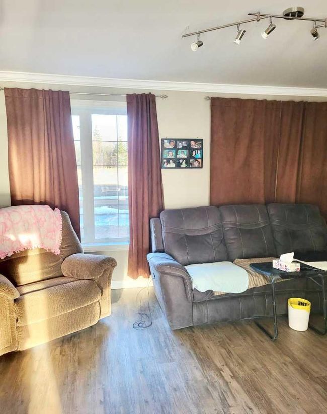 55 Bousfield Avenue, House other with 3 bedrooms, 3 bathrooms and 6 parking in Mclennan AB | Image 8