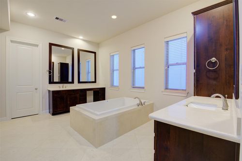9627 Fannin Sta W, Houston, TX, 77045-4652 | Card Image