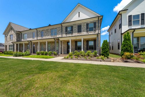 909 Ufton Aly, Collierville, TN, 38017-1408 | Card Image