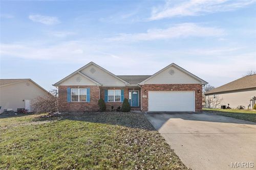 1009 Pine St, New Baden, IL, 62265-1527 | Card Image