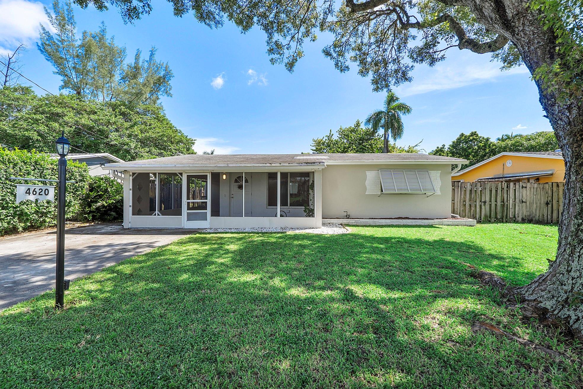 34th Ave, Fort Lauderdale, FL 33312