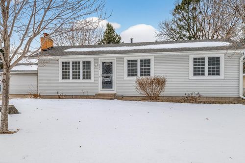 6574 Hokah Dr, Lino Lakes, MN, 55014-1343 | Card Image